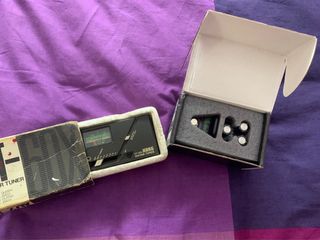 Korg GT-60X Afinador Guitarra + Pedal AMT M-Drive