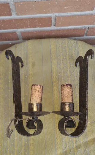 2 Applique in Ferro Battuto Vintage