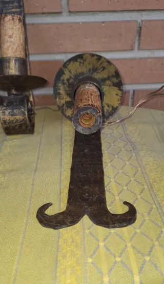 2 Applique in Ferro Battuto Vintage