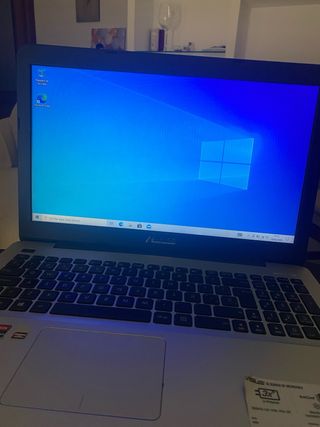 Portátil ASUS F555D 15,6” Windows 10