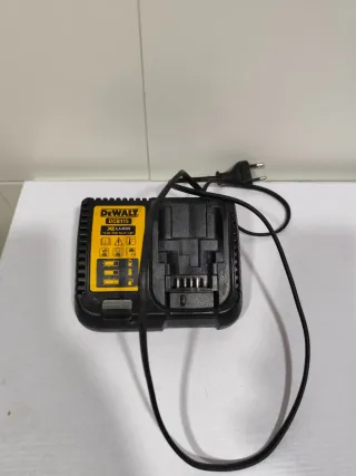 Cargador Dewalt DCB115