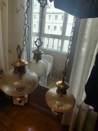 Lámpara colgante de cristal y metal