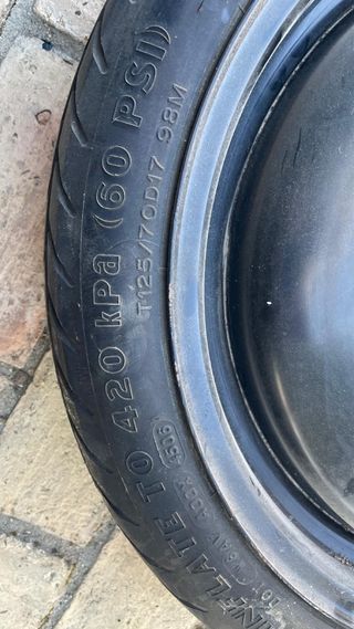 Rueda de repuesto temporal