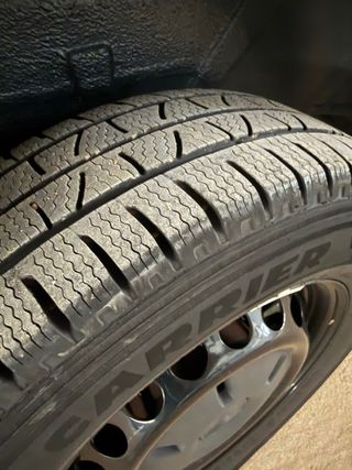 Llantas Mercedes Sprinter + Neumático