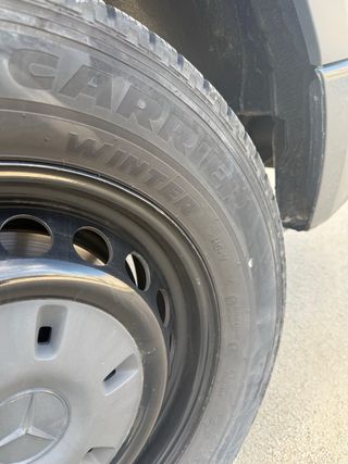 Llantas Mercedes Sprinter + Neumático
