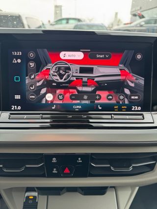 Volkswagen Multivan 2025 por 615€/mes