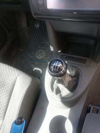 Volkswagen Touran 2005 . 5 plazas