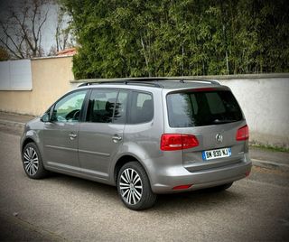 Volkswagen Touran 2011