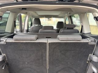 Volkswagen Touran 2011