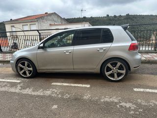 Llanta 18 pulgadas Golf negociable