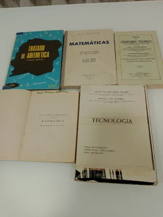 Lote de libros de texto antiguos
