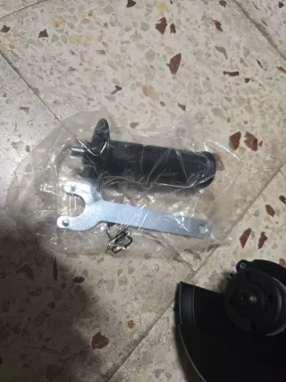 Smerigliatrice Angolare 115mm 750W Antiriavvio