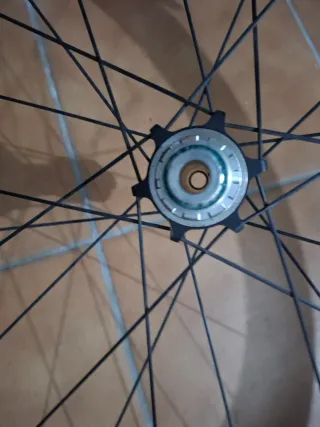 Ruote Carbonio Strada Reynolds