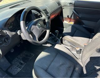 Volkswagen Golf 2001