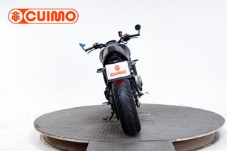 YAMAHA XSR 900