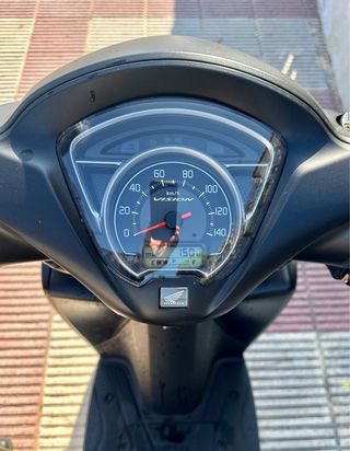 Honda Vision 110 Negro Mate NUEVA! Sólo 150 KM!