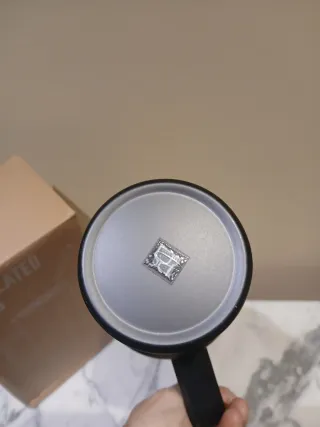 Vaso Térmico Negro con Tapa y Popote