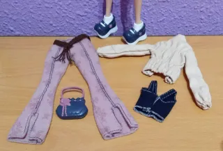 Barbie My Scene Nolee Back to School 2003 Mattel