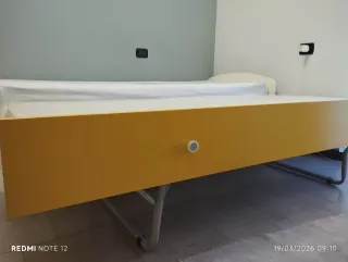 Letto singolo con contenitore