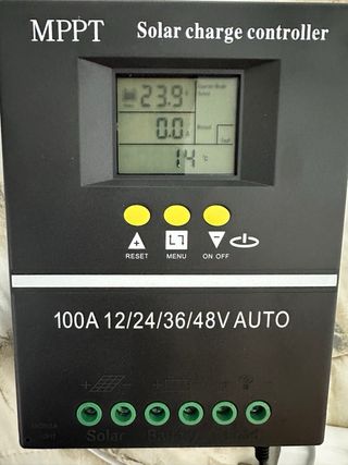 Controlador de Carga Solar MPPT 100A