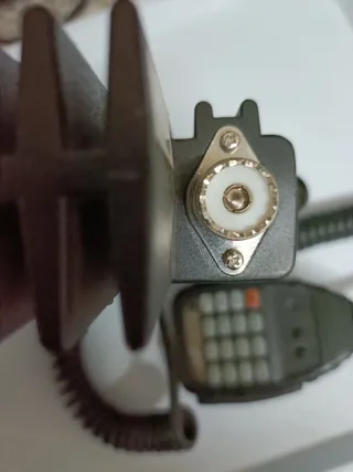 Emisora radioaficionado CRT 2M