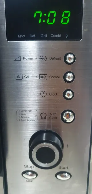 Microondas Daewoo con Grill y autococinado