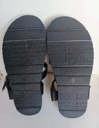 Sandali Stile Dr. Martens neri in similpelle