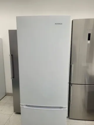 Nevera Combi 2,cm rommer Garantía + transporte