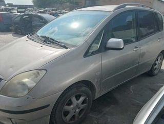 Capot toyota corolla verso (e12) 1.8 linea 337881