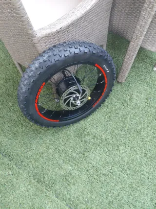 Rueda delantera 20x4 Fat Bike con Motor