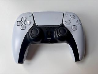 Mando PS5 DualSense Blanco, en perfecto estado