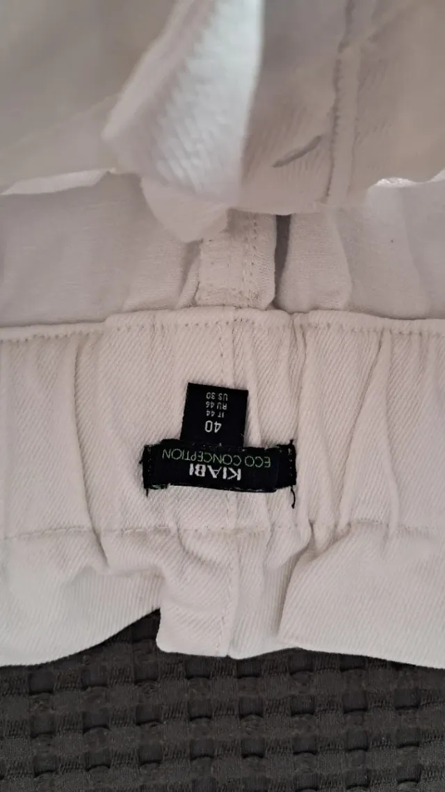 Vaqueros blancos de cintura alta