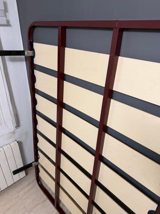 Somier láminas 135cm con patas