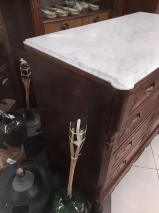 Cómoda Alfonsina Madera y Mármol