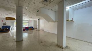 Local comercial en alquiler en Ensanche - Diputación en Alicante