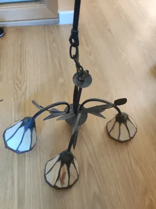 Lampada a sospensione in vetro e metallo