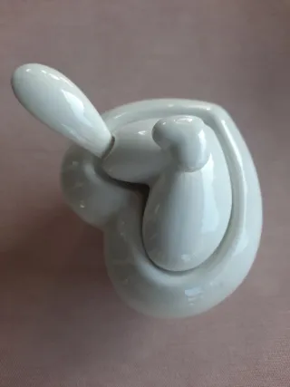 Zuccheriera a cuore in porcellana bianca