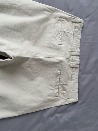 Conjunto americana y pantalón chino