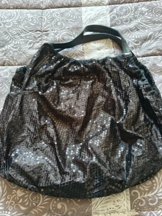 Bolso de lentejuelas negro