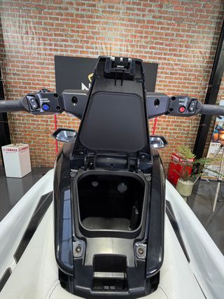MOTO DE AGUA - YAMAHA WAVERUNNER - FX HO 2024