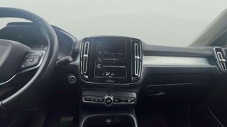 Volvo XC40 D3 Momentum Pro Auto 110 kW (150 CV)