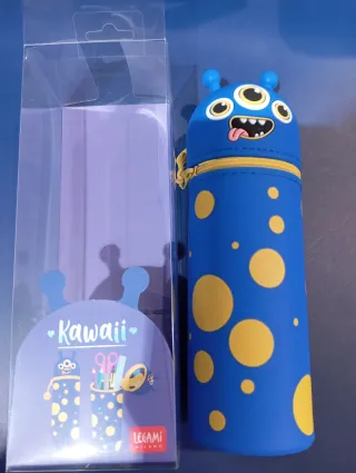 Astuccio e penna Legami mostro blu