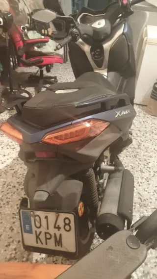 Yamaha XMAX 125 Negra/Azul 2019