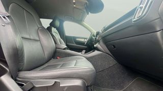 Volvo XC40 D3 Momentum Pro Auto 110 kW (150 CV)