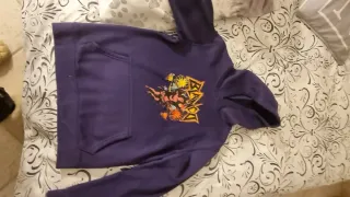 Felpa viola ragazzo Shein con stampa