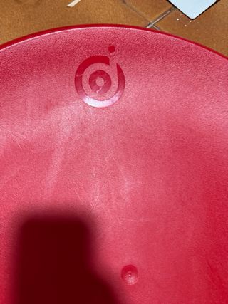 Trineo rojo redondo con asas