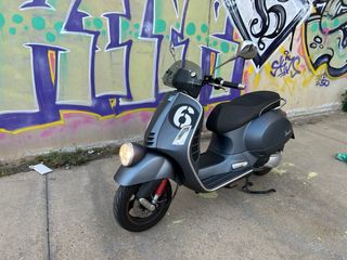 Vespa 300 Sei Giorni Gris