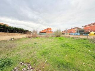 Terreno en venta en Valle Grande en Seseña