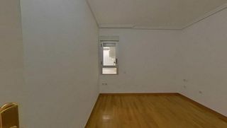 Piso en venta en Ensanche - Diputación en Alicante