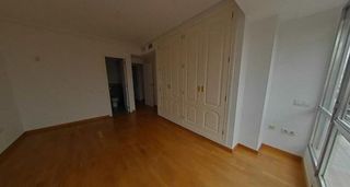 Piso en venta en Ensanche - Diputación en Alicante